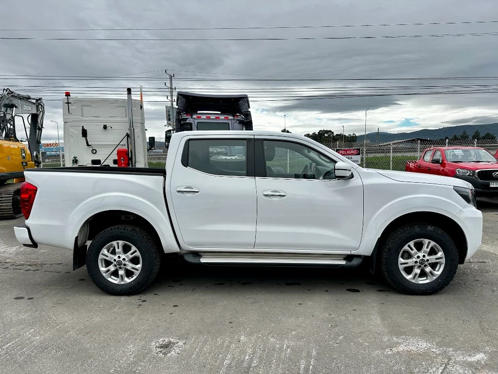 Nissan Navara Navara Dc 4x2 2.3tdi Xe año 2023