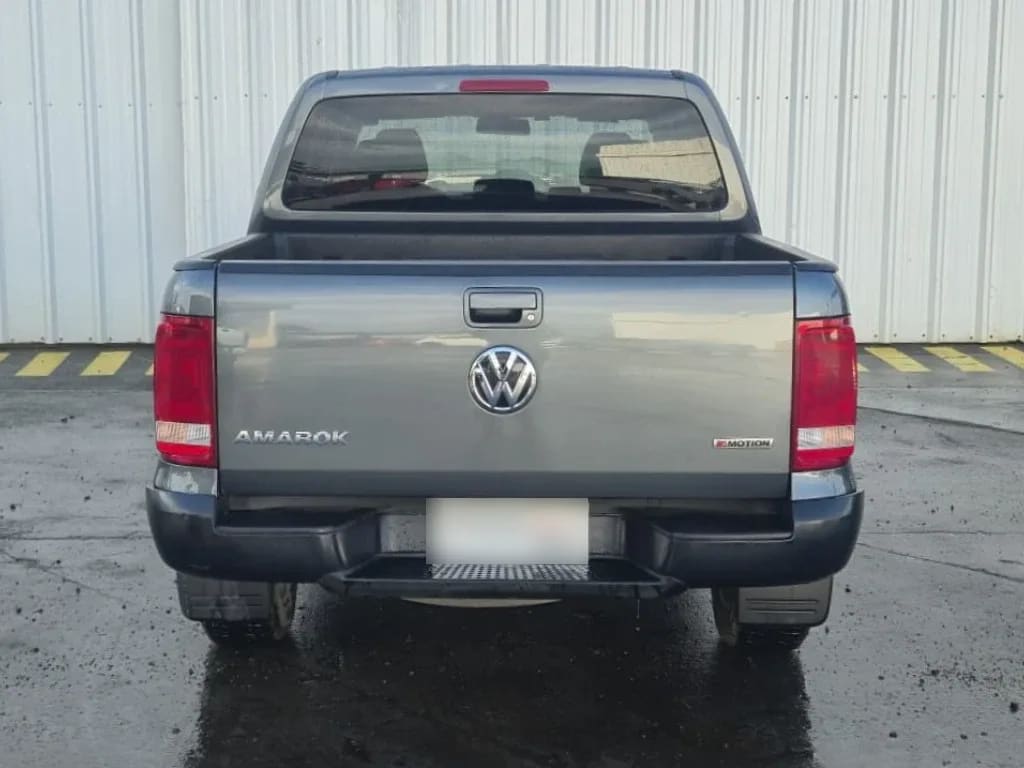 Volkswagen Amarok Dcab Tdi 4x4 Trendline 2.0 año 2023