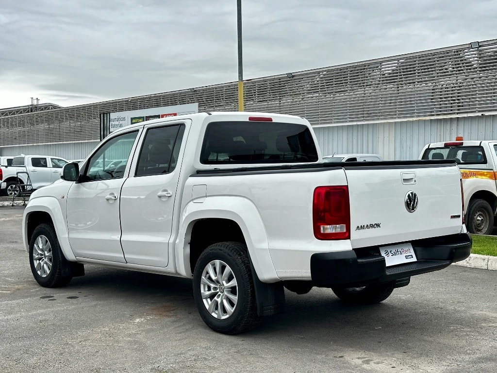 Volkswagen Amarok Amarok 4x4 Comfortline D/c 2.0 D At año 2023