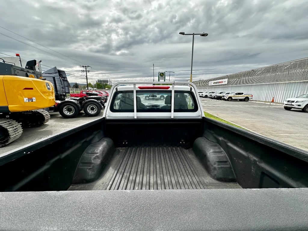 Nissan Navara Navara Dc 4x4 2.3 Tdi Se año 2023