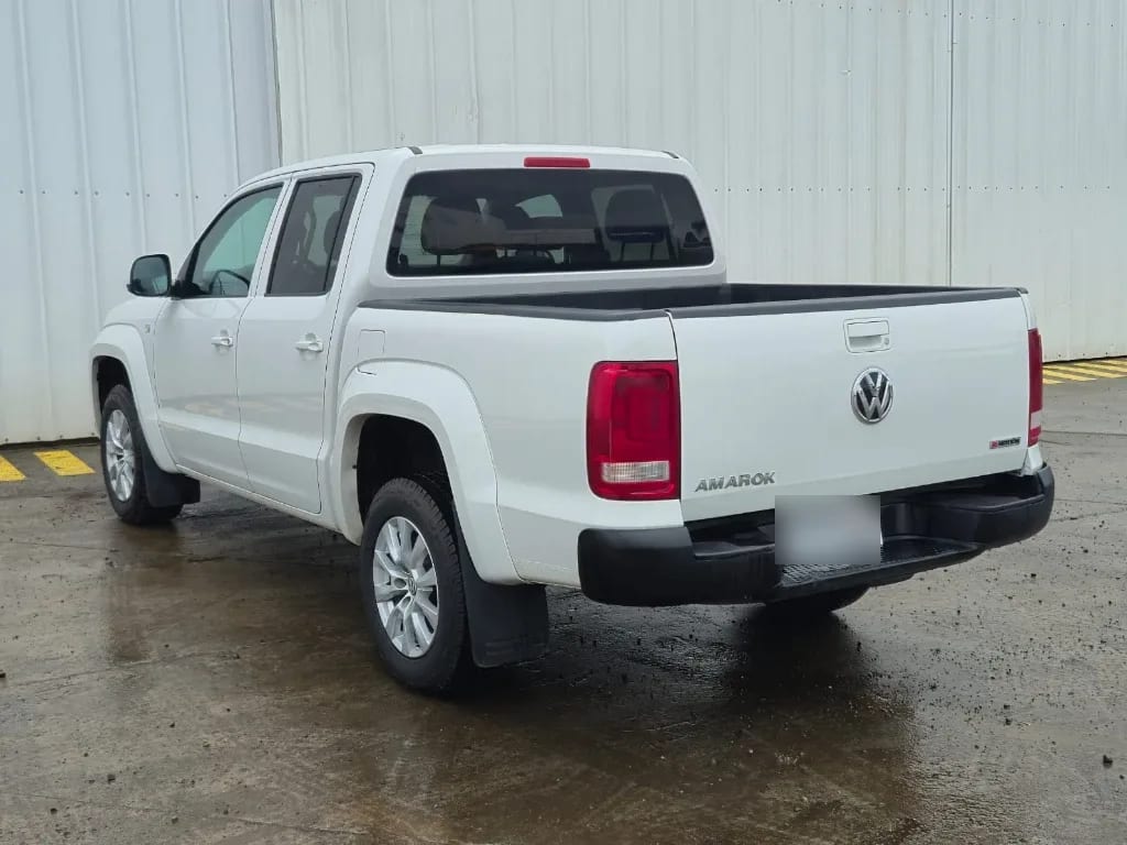 Volkswagen Amarok Dcab Tdi 4x4 Trendline 2.0 año 2023