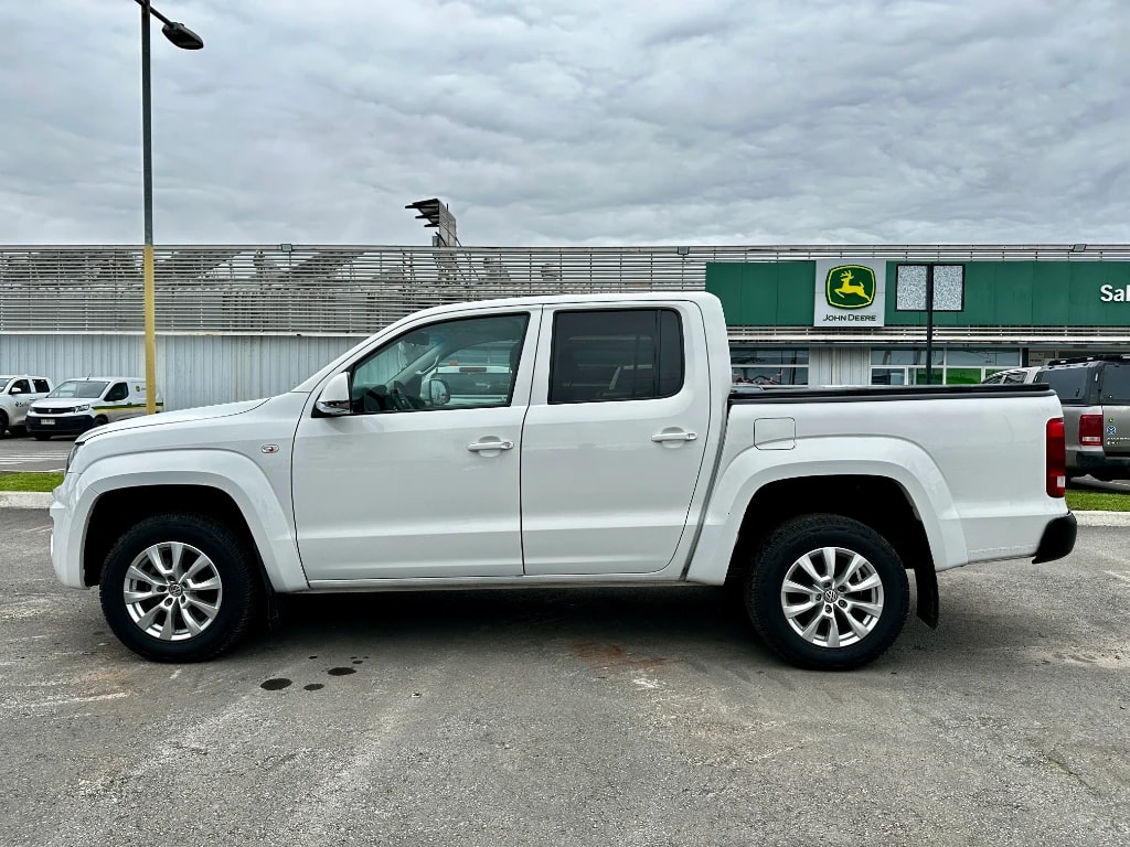 Volkswagen Amarok Amarok 4x4 Comfortline D/c 2.0 D At año 2023