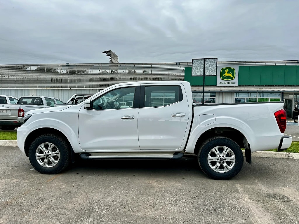 Nissan Navara Navara Dc 4x2 2.3tdi Xe año 2023