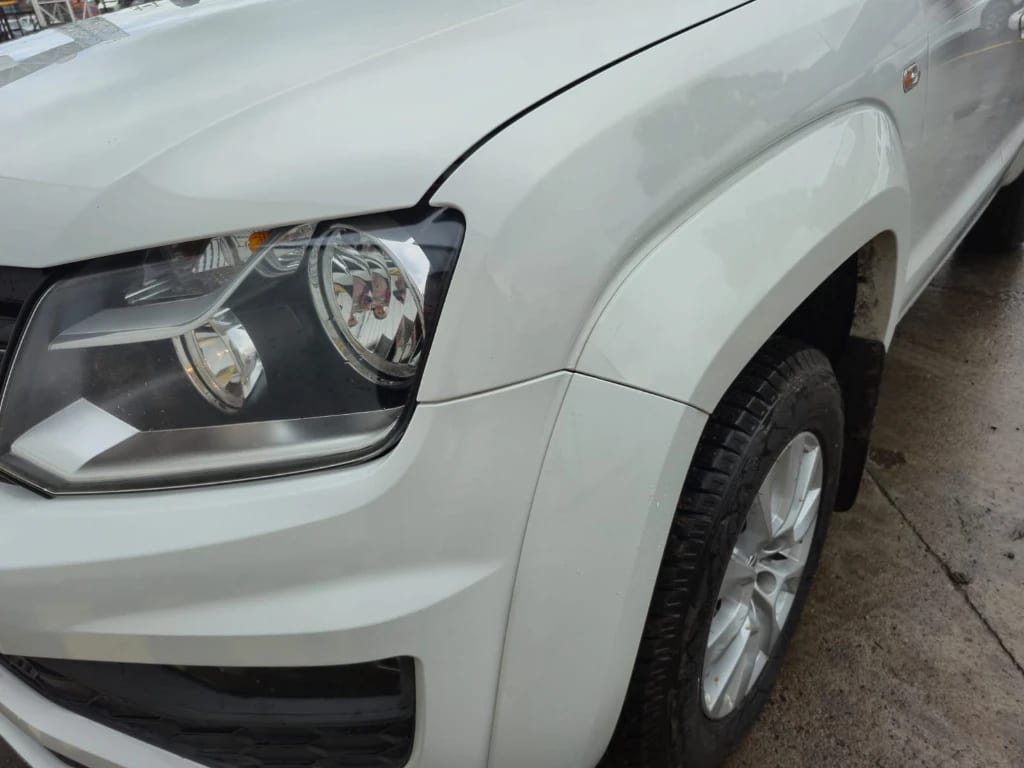 Volkswagen Amarok Dcab Tdi 4x4 Trendline 2.0 año 2023