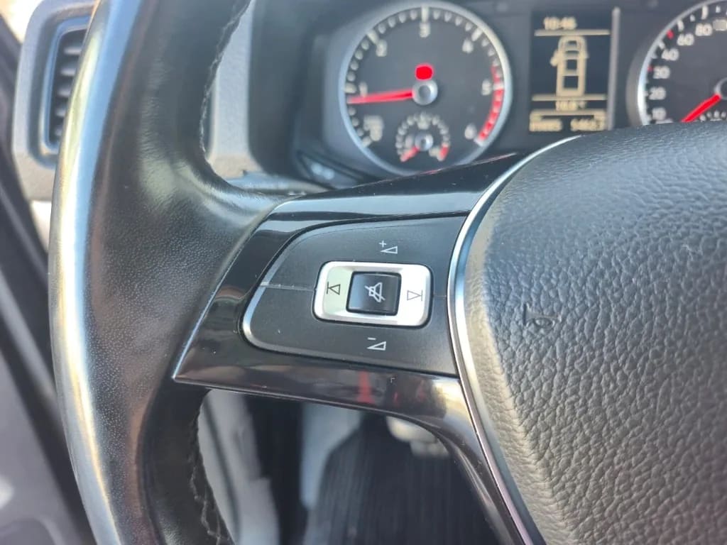 Volkswagen Amarok Dcab Tdi 4x4 Trendline 2.0 año 2023