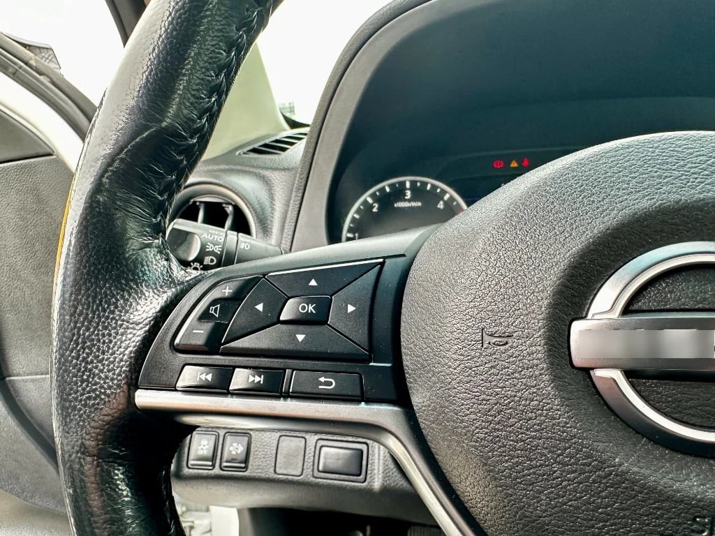 Nissan Navara Navara Dc 4x2 2.3tdi Xe año 2023