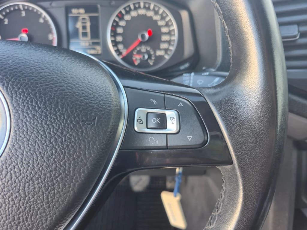 Volkswagen Amarok Dcab Tdi 4x4 Trendline 2.0 año 2023