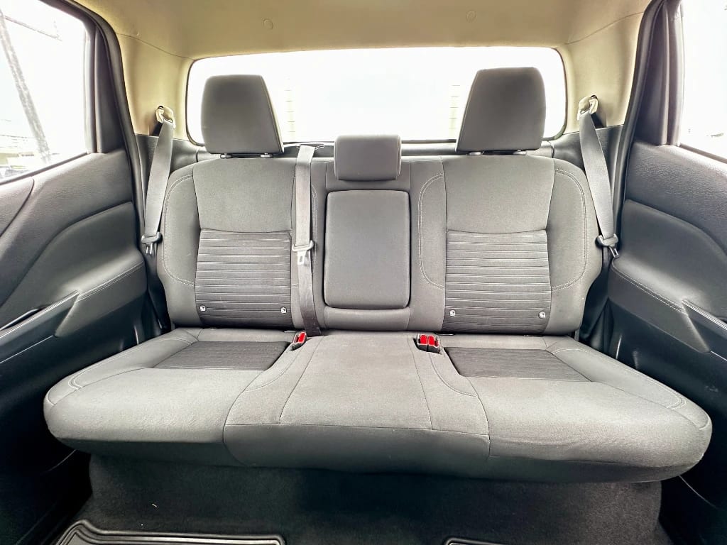 Nissan Navara Navara Dc 4x4 2.3 Tdi Se año 2023