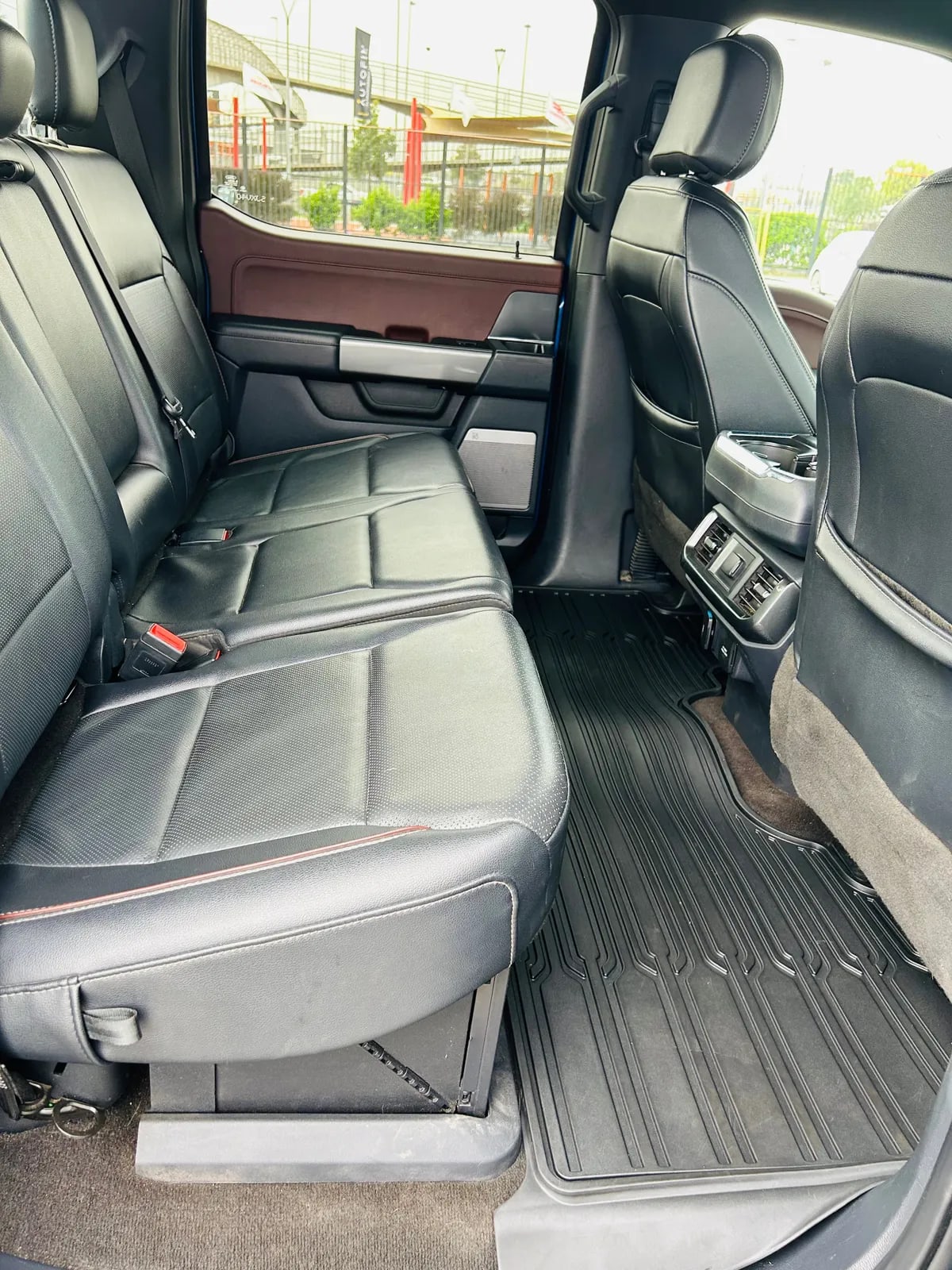 FORD F-150 3.0 Lariat Luxury Cc At 4x4 Diesel año 2023