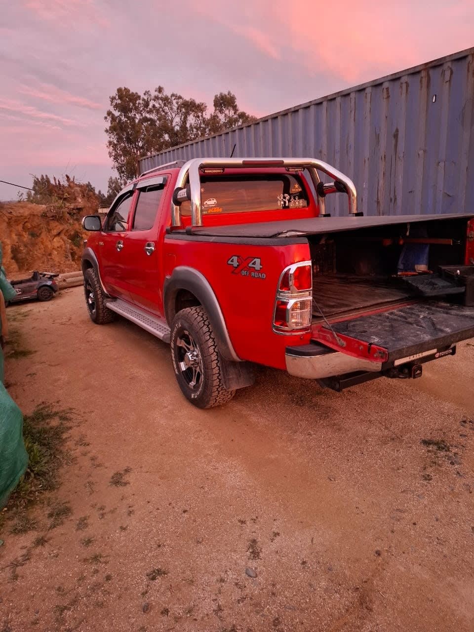 TOYOTA HILUX 2.5 Mt 4x4 Diesel año 2013