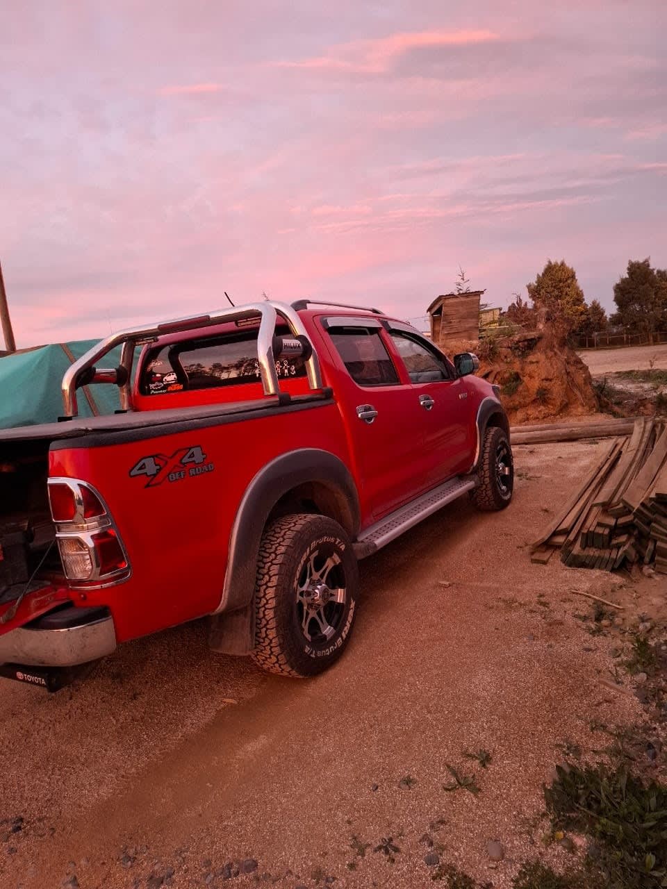 TOYOTA HILUX 2.5 Mt 4x4 Diesel año 2013