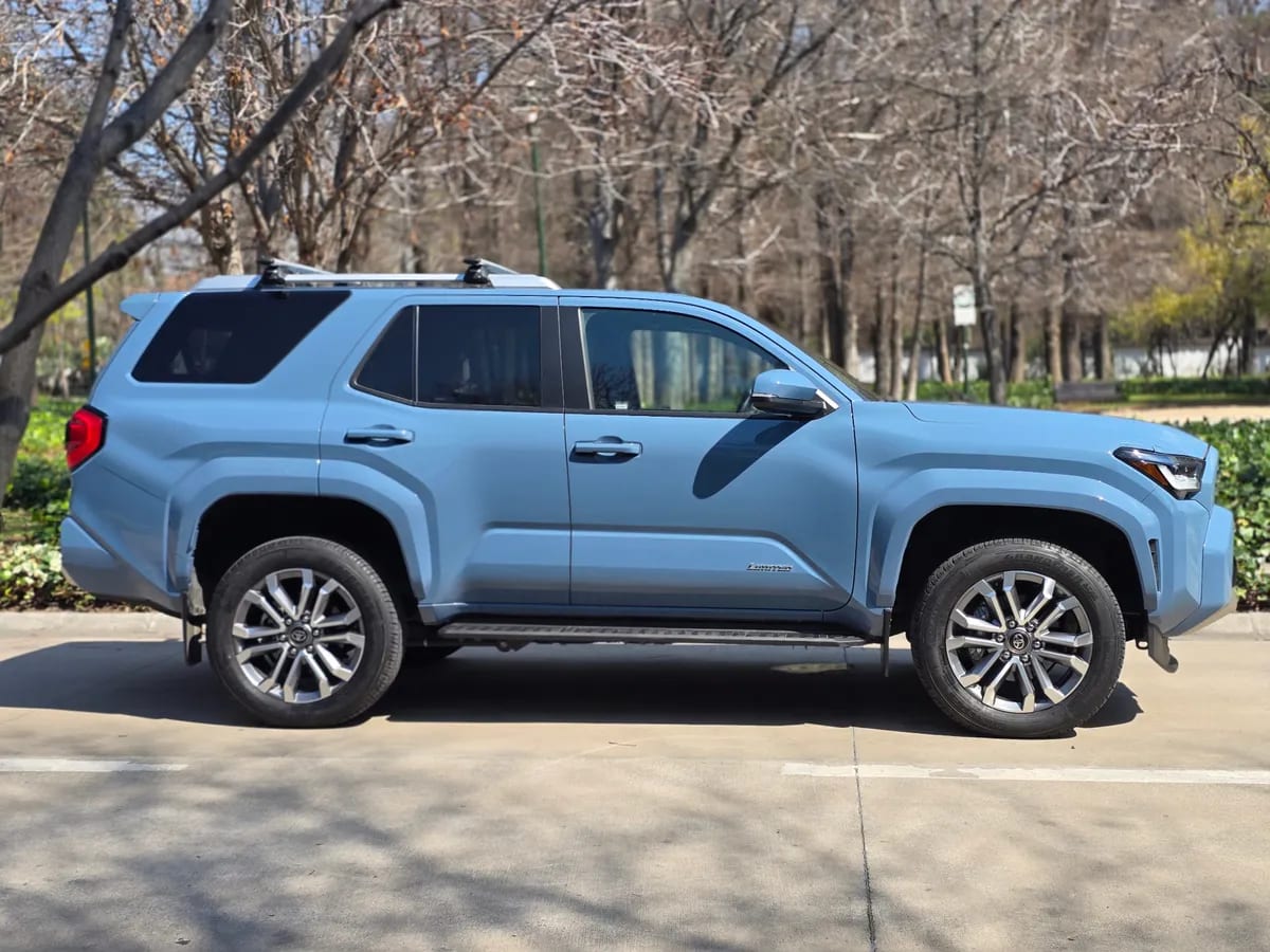 TOYOTA 4RUNNER 2.4 T Limited At 4x4 año 2025