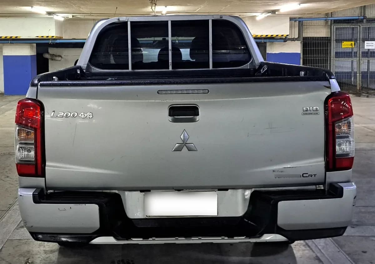 MITSUBISHI L200 2.4 Td Work Cr Wf Mt 4x2 Diesel año 2021