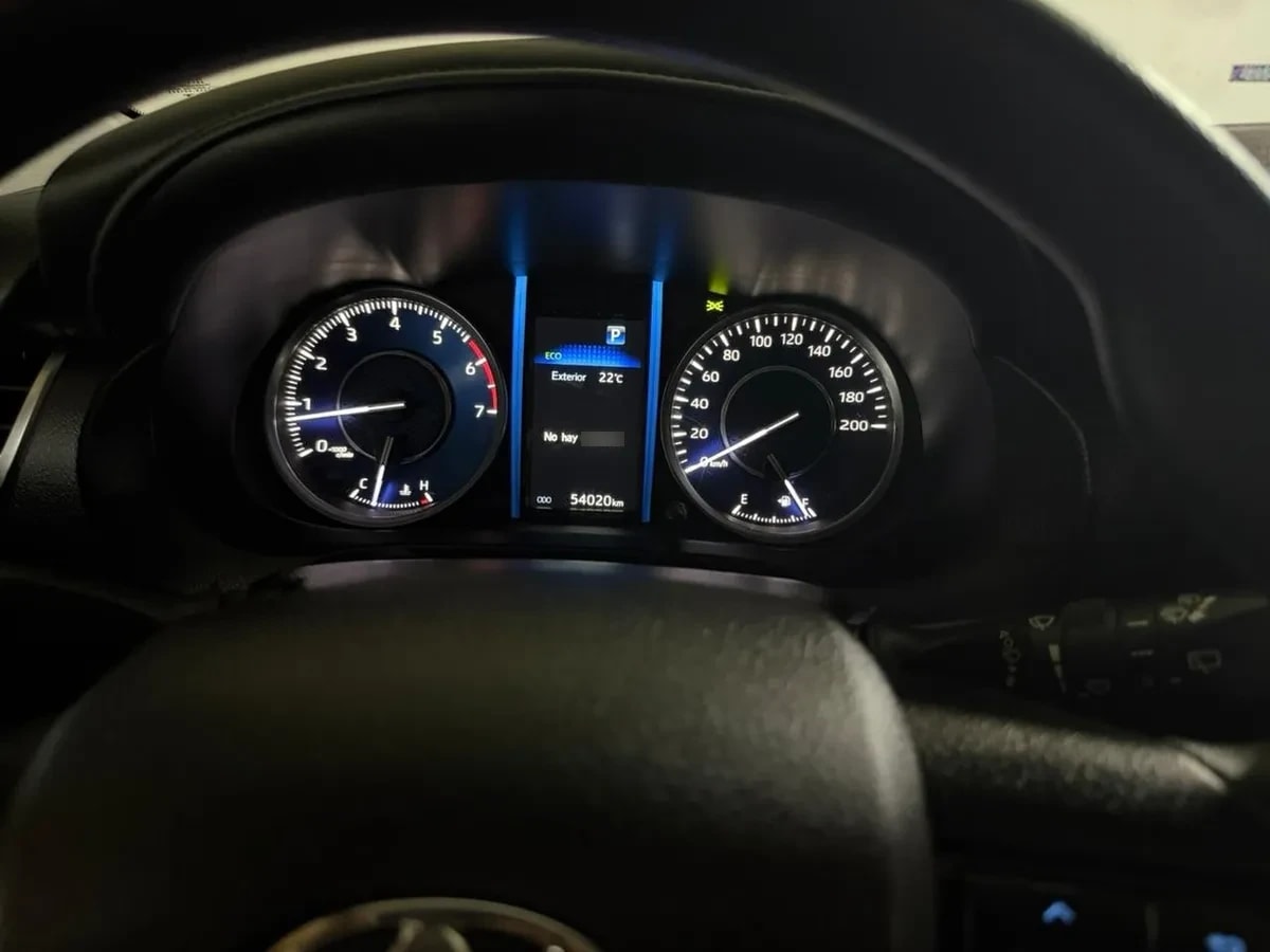 TOYOTA FORTUNER 2.7 Sr5 At año 2022