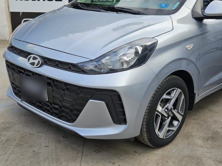 Hyundai Grand I10 Ai3 Sedan 1.2 At Plus Fl año 2026