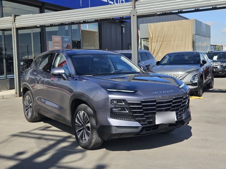 Jetour Dashing Lux Mt 1.5 año 2024