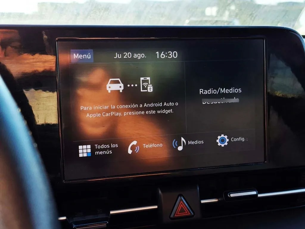 Hyundai Accent 1.5 Design 4x2 Mt 4p año 2024