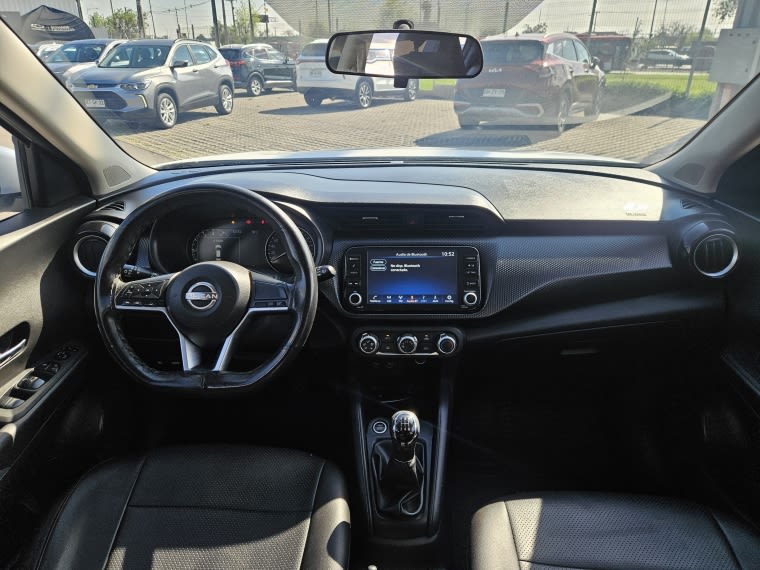 Nissan Kicks 1.6 Advance Mt año 2024