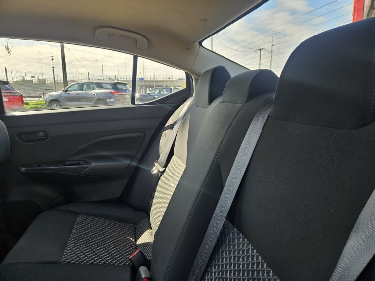 Nissan Versa Sense Mt 1.6 año 2024