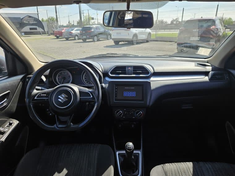 Suzuki Dzire Dzire año 2022