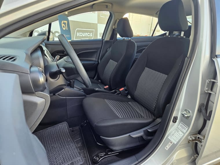 Nissan Versa 1.6 Sense At año 2024