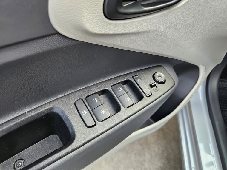 Hyundai Grand I10 Ai3 Sedan 1.2 At Plus Fl año 2026