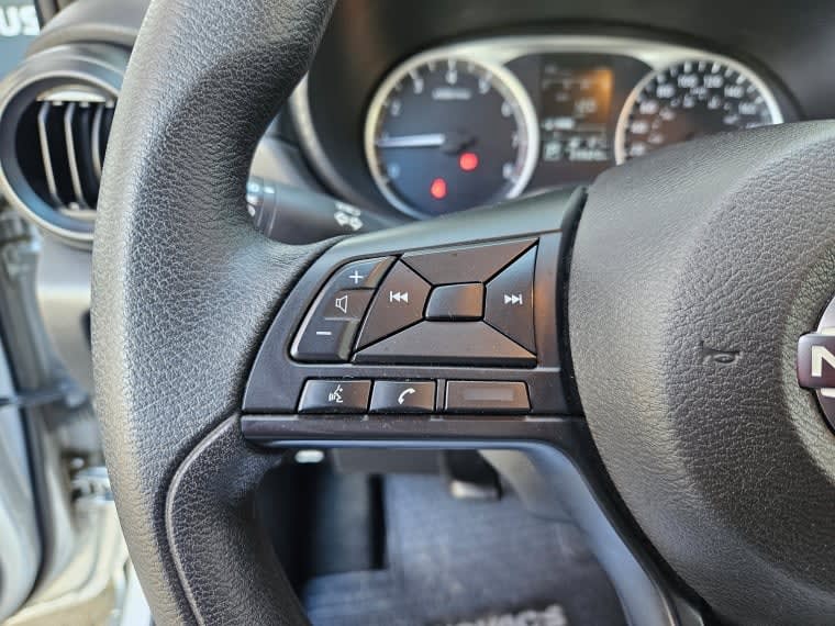 Nissan Versa 1.6 Sense At año 2024