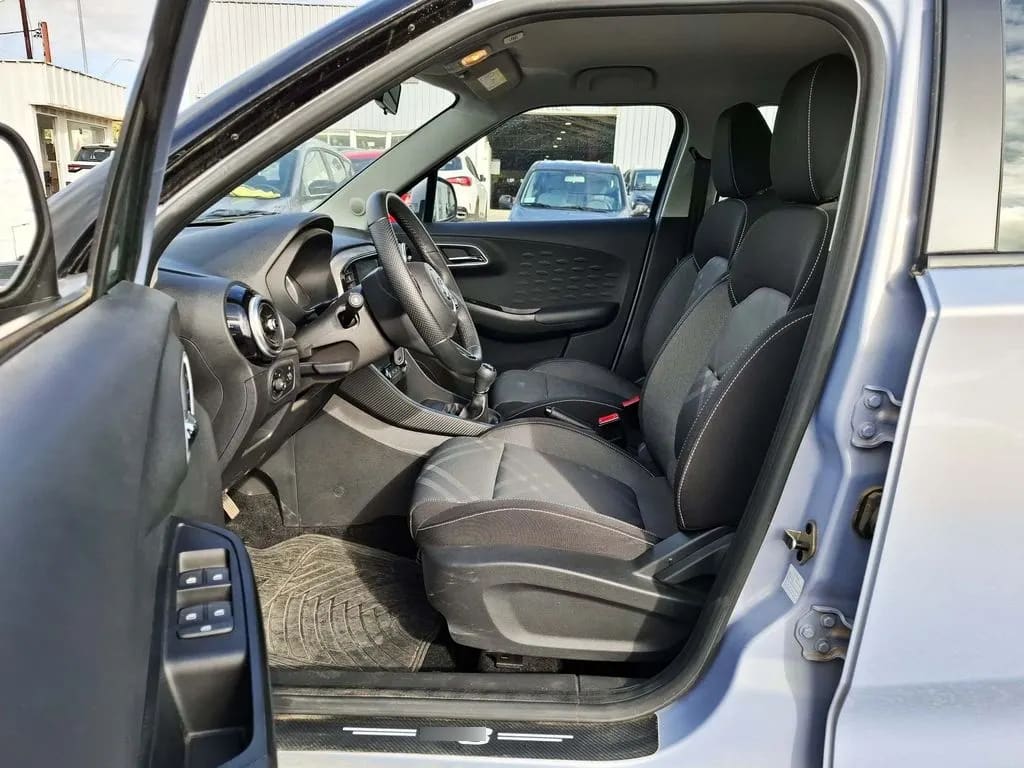 MG 3 1.5 Std 4x2 Hb Mt 5p año 2024