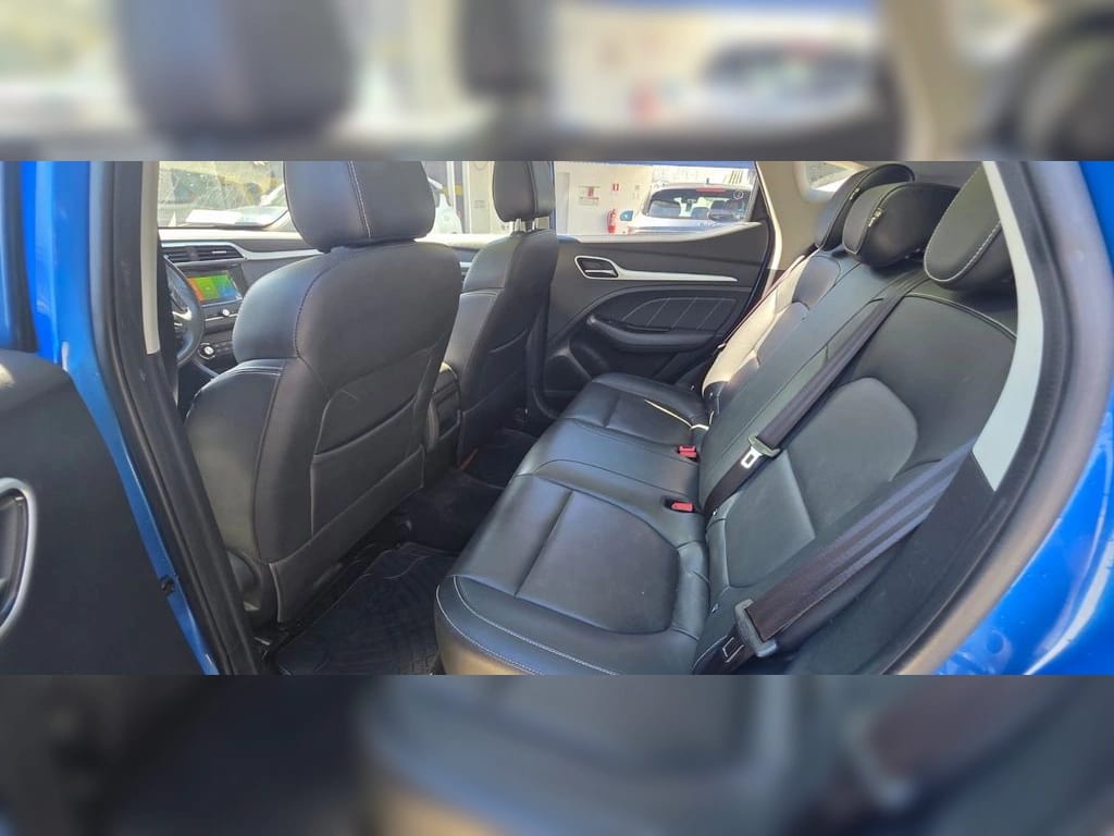 MG Zs 1.5 Std 4x2 At 5p año 2022