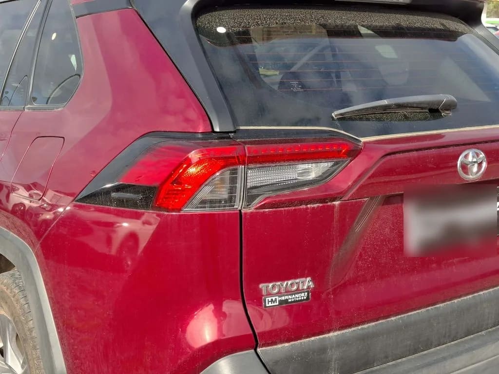 Toyota Rav4 2.0 Le 4x2 Mt 5p año 2022