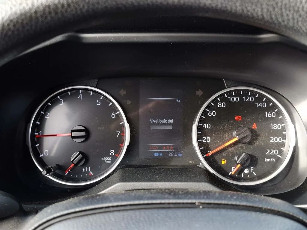 Toyota Rav4 2.0 Le 4x2 Mt 5p año 2022
