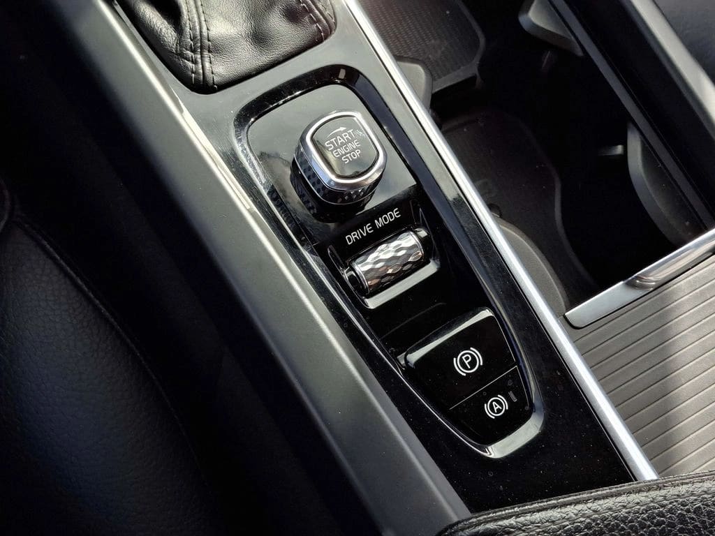 Volvo Xc60 2.0 T5 Momentum 4x4 At 5p año 2021