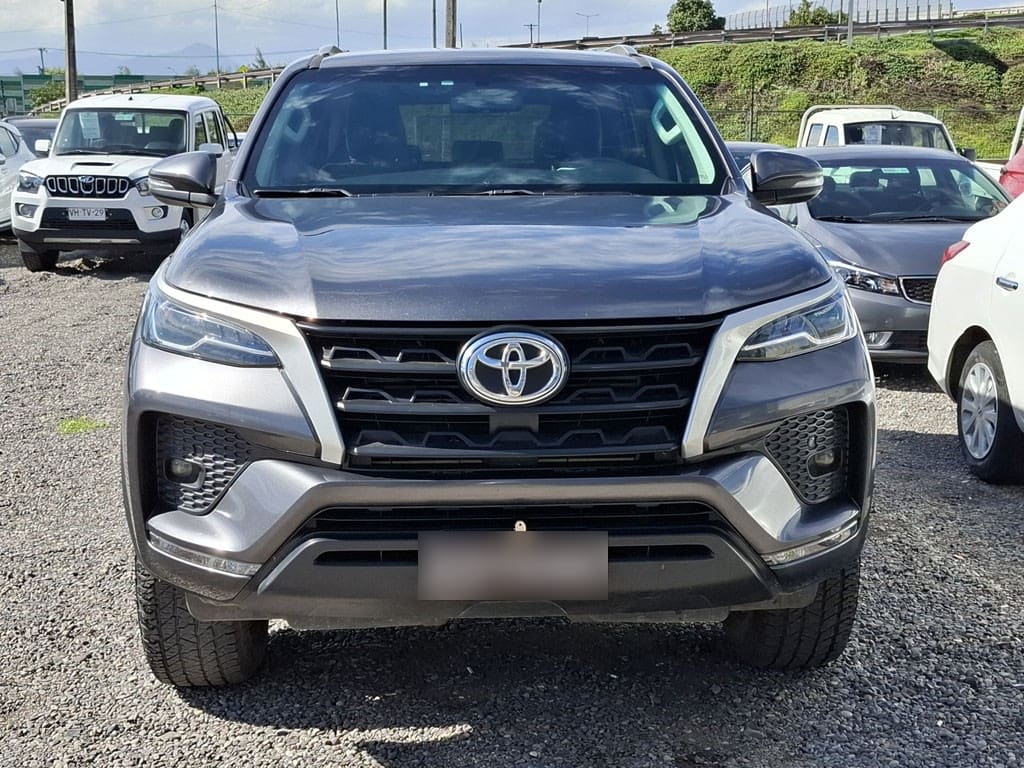 Toyota Fortuner 4x4 Mt 2.8 año 2022