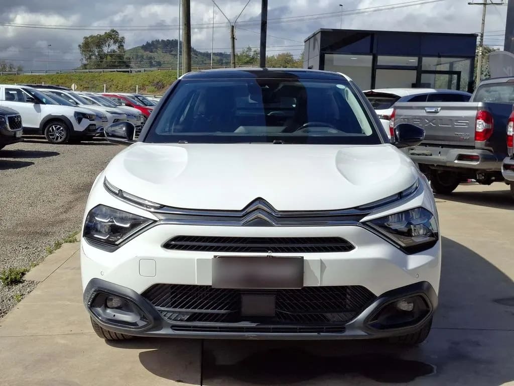 Citroen C4 1.5 Bluehdi Diesel Shine 4x2 130 Ss Eat8 At 5p año 2022