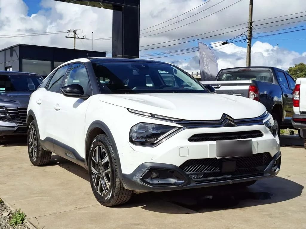 Citroen C4 1.5 Bluehdi Diesel Shine 4x2 130 Ss Eat8 At 5p año 2022