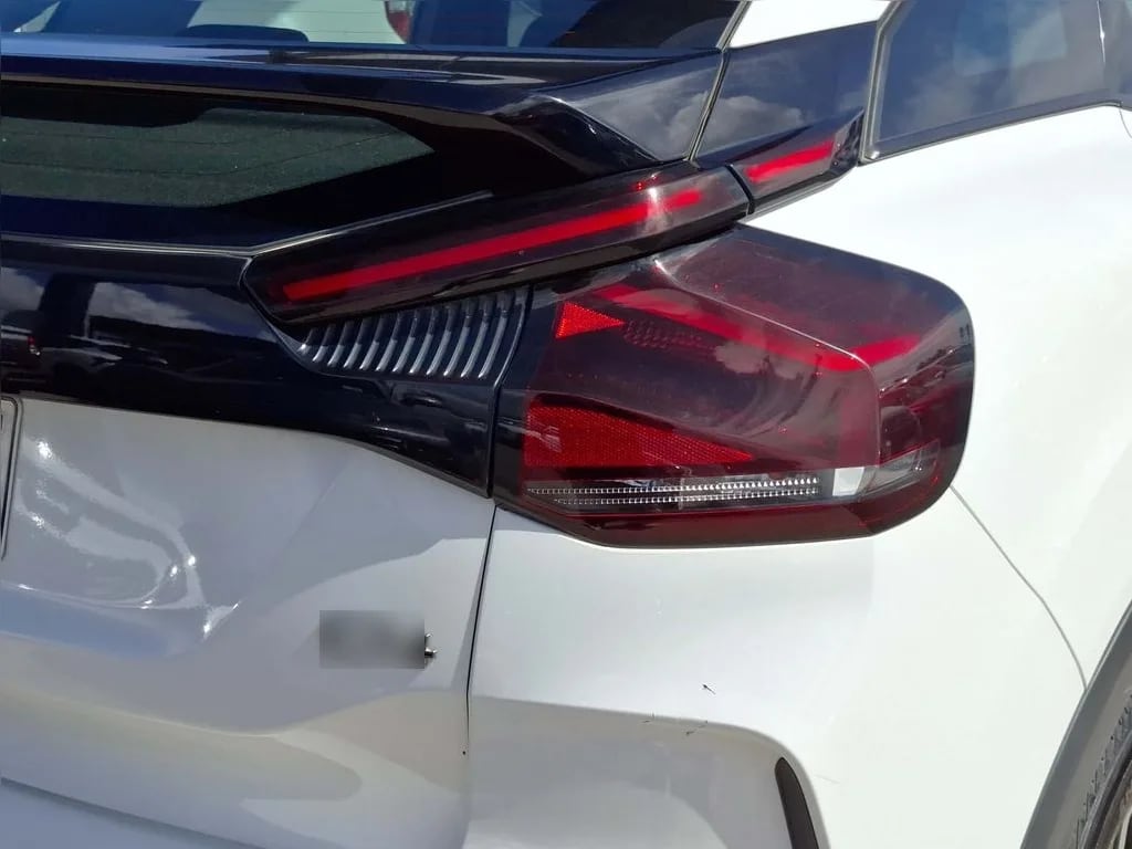 Citroen C4 1.5 Bluehdi Diesel Shine 4x2 130 Ss Eat8 At 5p año 2022