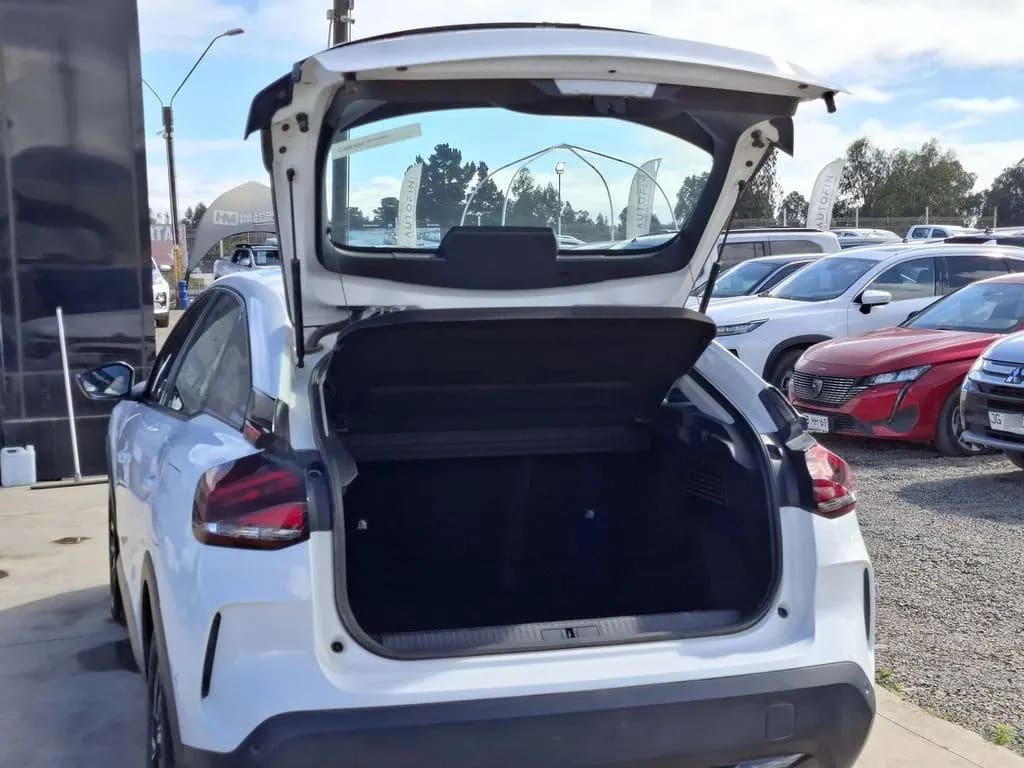 Citroen C4 1.5 Bluehdi Diesel Shine 4x2 130 Ss Eat8 At 5p año 2022