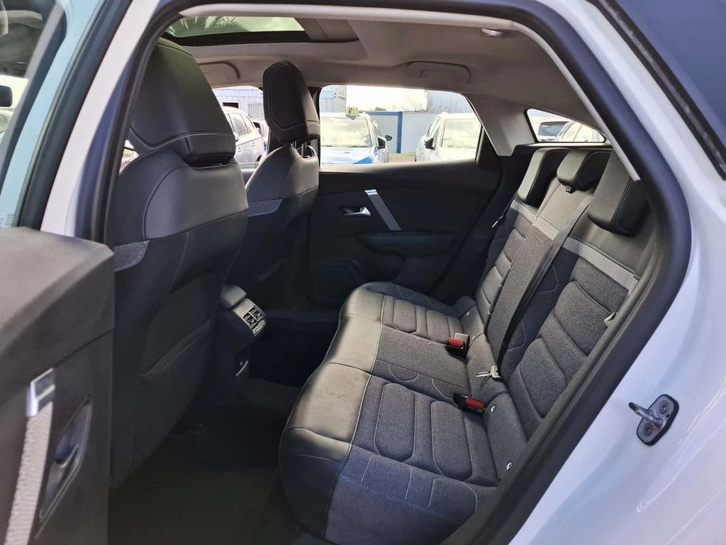 Citroen C4 1.5 Bluehdi Diesel Shine 4x2 130 Ss Eat8 At 5p año 2022