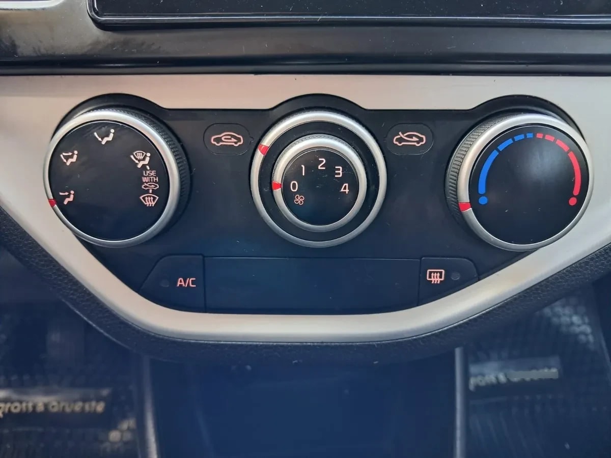 KIA MOTORS MORNING 1.0 Ex Ac Mt año 2016