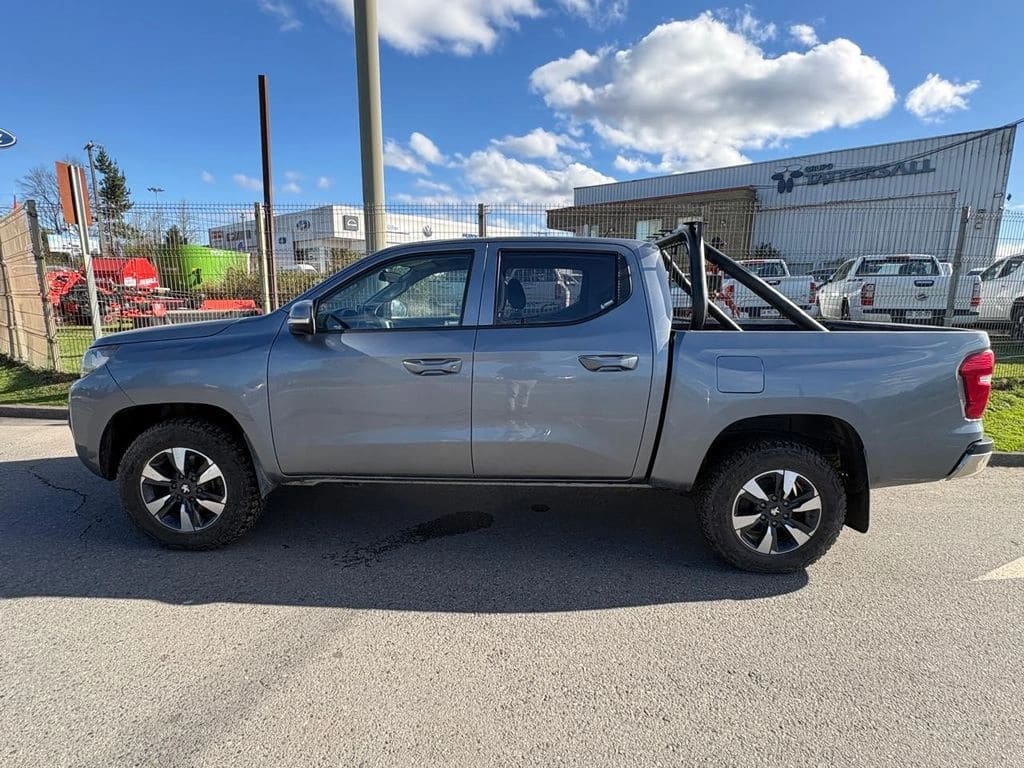 Peugeot Landtrek 1.9 4x4 Mt año 2023