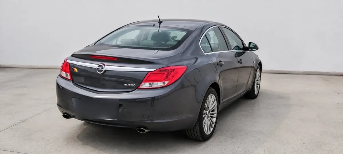 OPEL INSIGNIA 2.0 Edition At año 2013