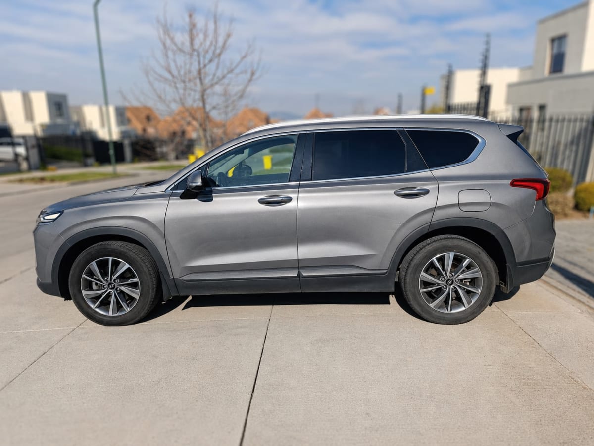 Hyundai Santa Fe Tm Crdi 4wd año 2020