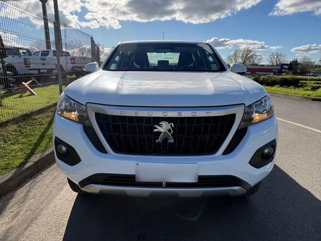Peugeot Landtrek 1.9 4x2 Mt año 2023