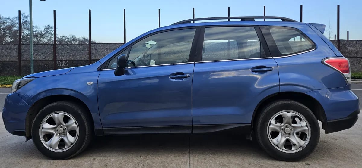 Subaru Forester 2.0 X At 4x4 año 2017
