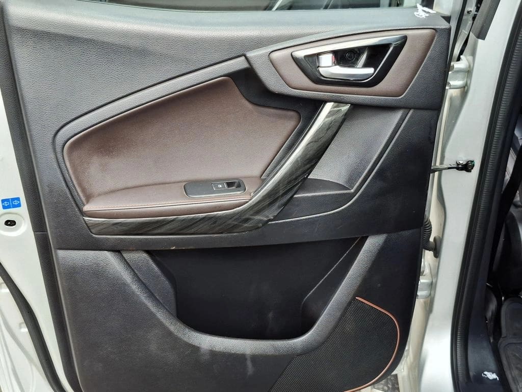 ZX Auto Terralord 2.5 At 4x4 año 2023