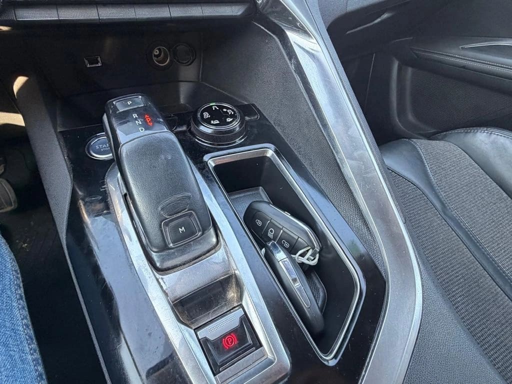 Peugeot 3008 Allure año 2018
