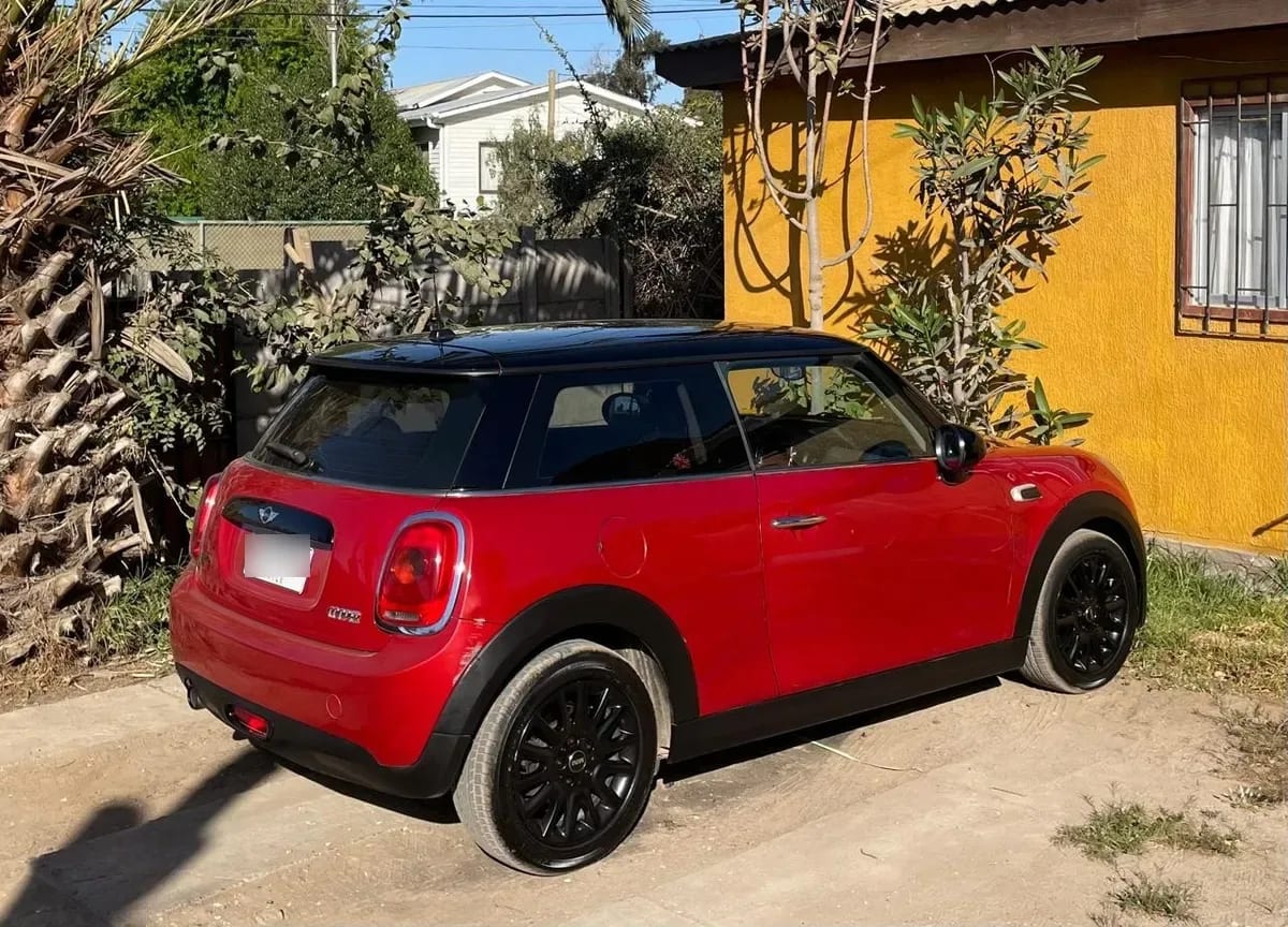 MINI F56 1.5 Cooper Salt Tm Mt año 2015