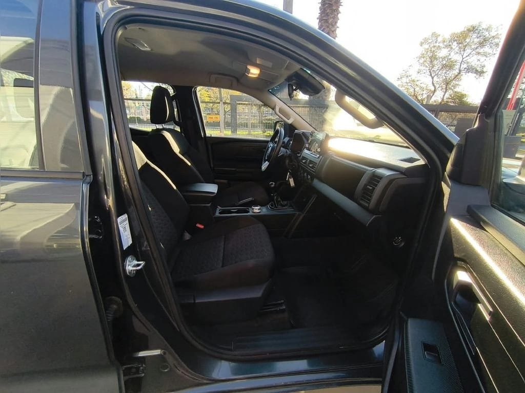 Mitsubishi L200 Katana Xrt 2.5 Mt 4x4 año 2024