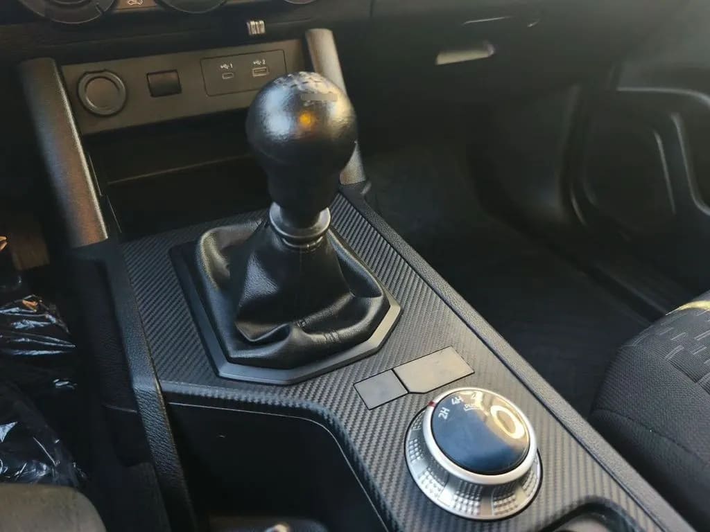 Mitsubishi L200 Katana Xrt 2.5 Mt 4x4 año 2024