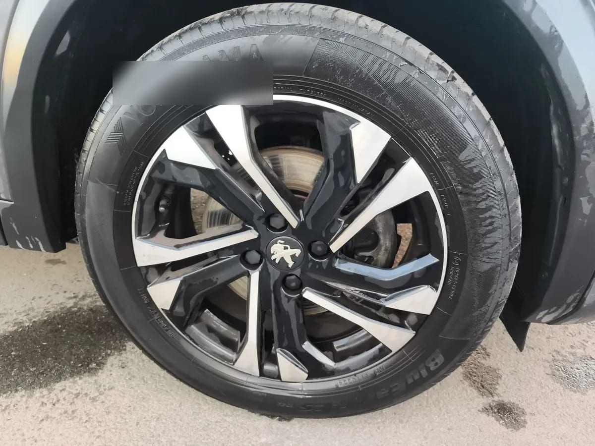 Peugeot 2008 1.5 Allure Bluehdi Diesel 4x2 130 At 5p año 2021